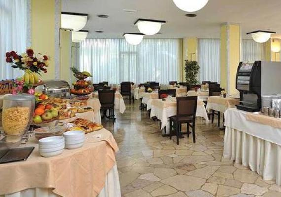hoteltiberius en typical-romagna-restaurant 017
