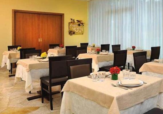 hoteltiberius en typical-romagna-restaurant 018