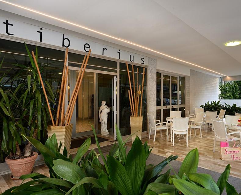 hoteltiberius it home 015